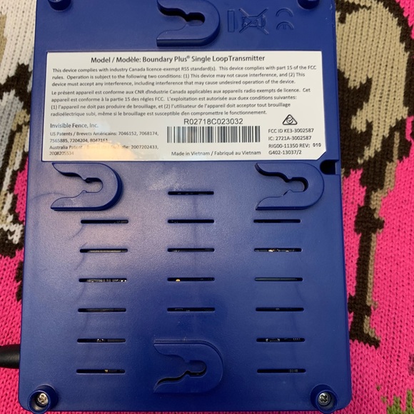 invisible fence unit. - Picture 4 of 4